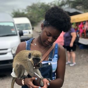 Meet your Posher, Jada